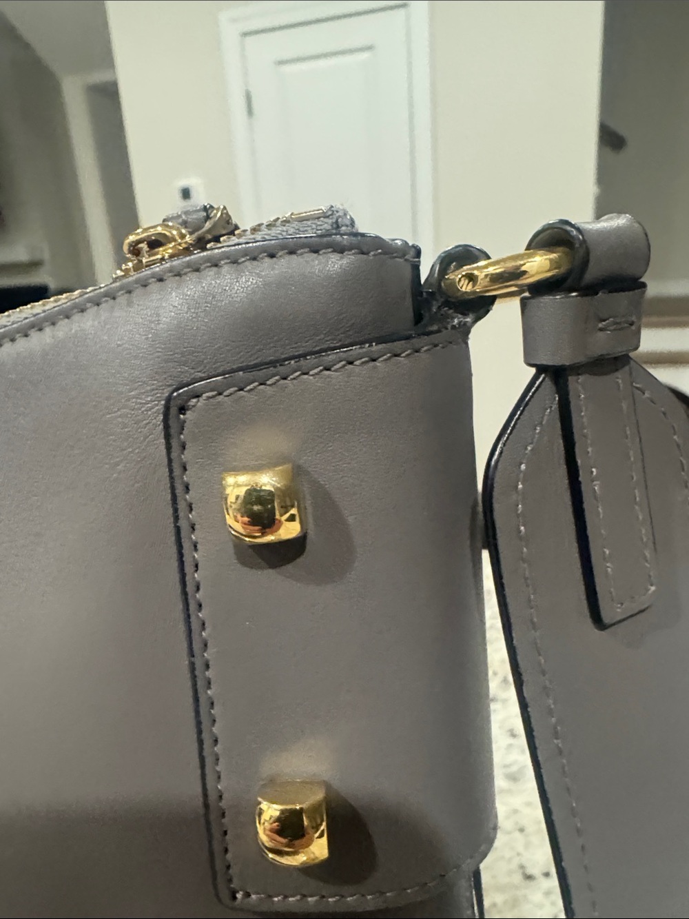 Salvatore Ferragamo Gancini Fiona Fumeé Urban Grey Leather Hobo (COA & receipt) - Picture 7 of 16